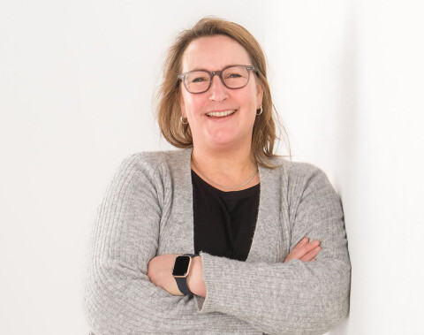 Maaike staer liggend